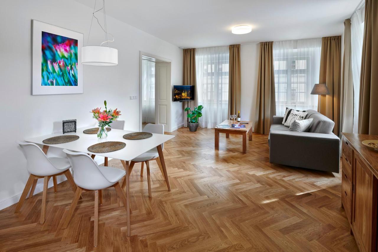 Downtown Suites Mala Strana Прага Экстерьер фото